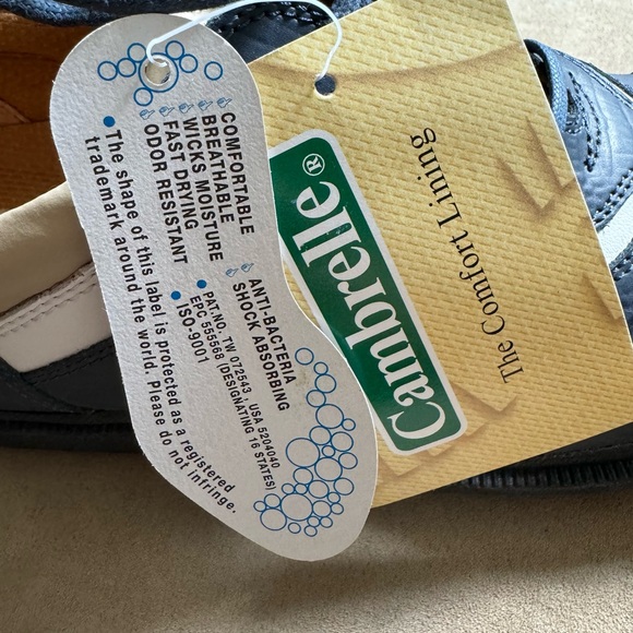 Reebok Women’s Leather Comfortable Golf Shoes - Picture 3 of 5